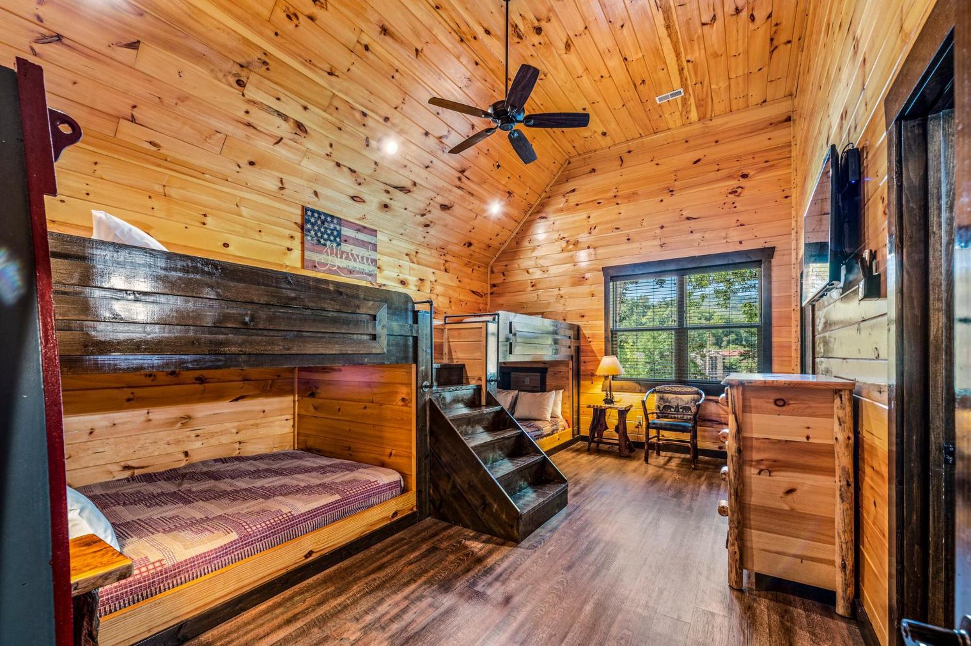 The Mighty Crabapple Manor By Stony Brook Cabins Gatlinburg Zewnętrze zdjęcie